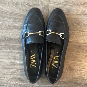 Zara black with gold hardware loafers in size 36/6 woman’s.